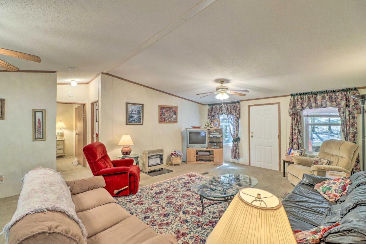 Greers Ferry Getaway With Deck And Lake Access! Fairfield Bay المظهر الخارجي الصورة