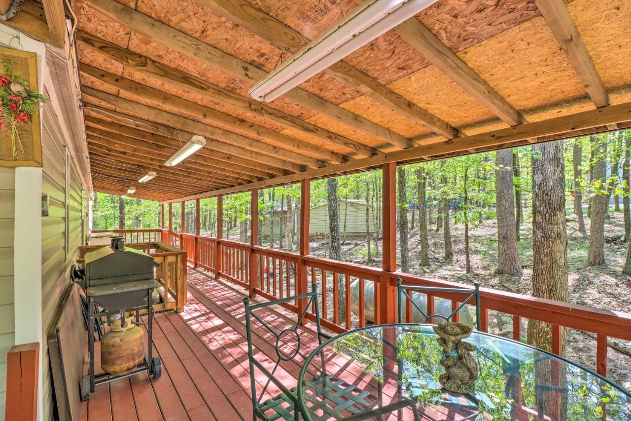 Greers Ferry Getaway With Deck And Lake Access! Fairfield Bay المظهر الخارجي الصورة