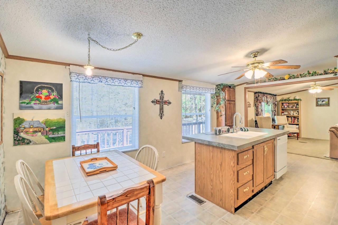 Greers Ferry Getaway With Deck And Lake Access! Fairfield Bay المظهر الخارجي الصورة